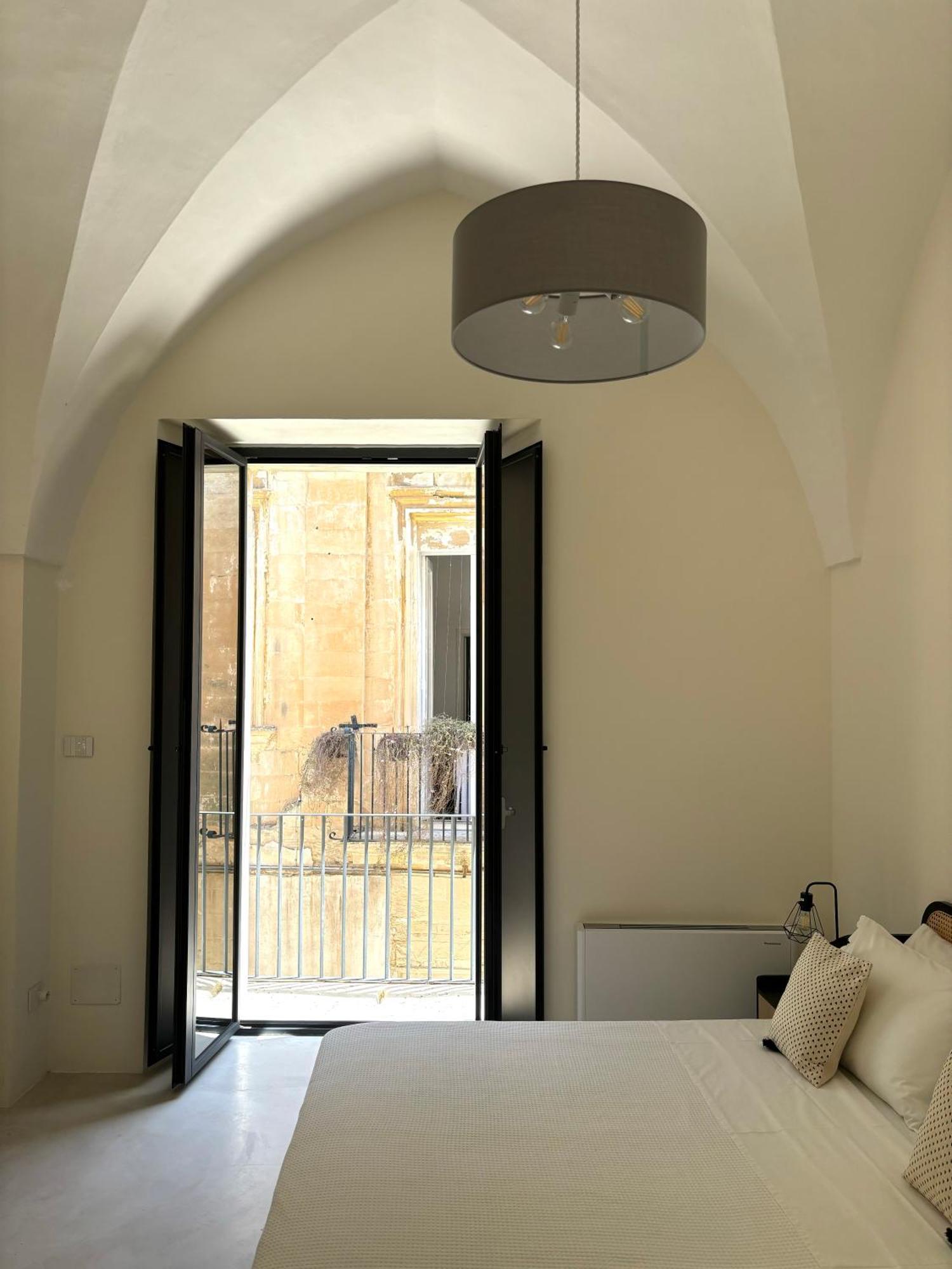 Alora Boutique Suites Lecce Exterior foto